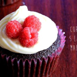 malinove cupcakes recept