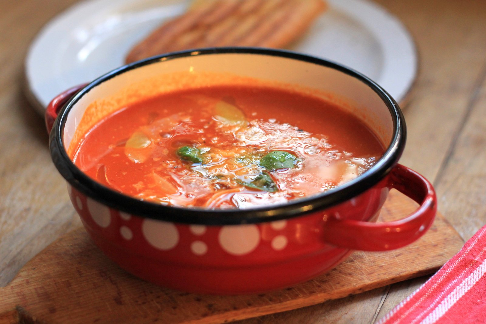 polievka z pecenych paradajok, recept
