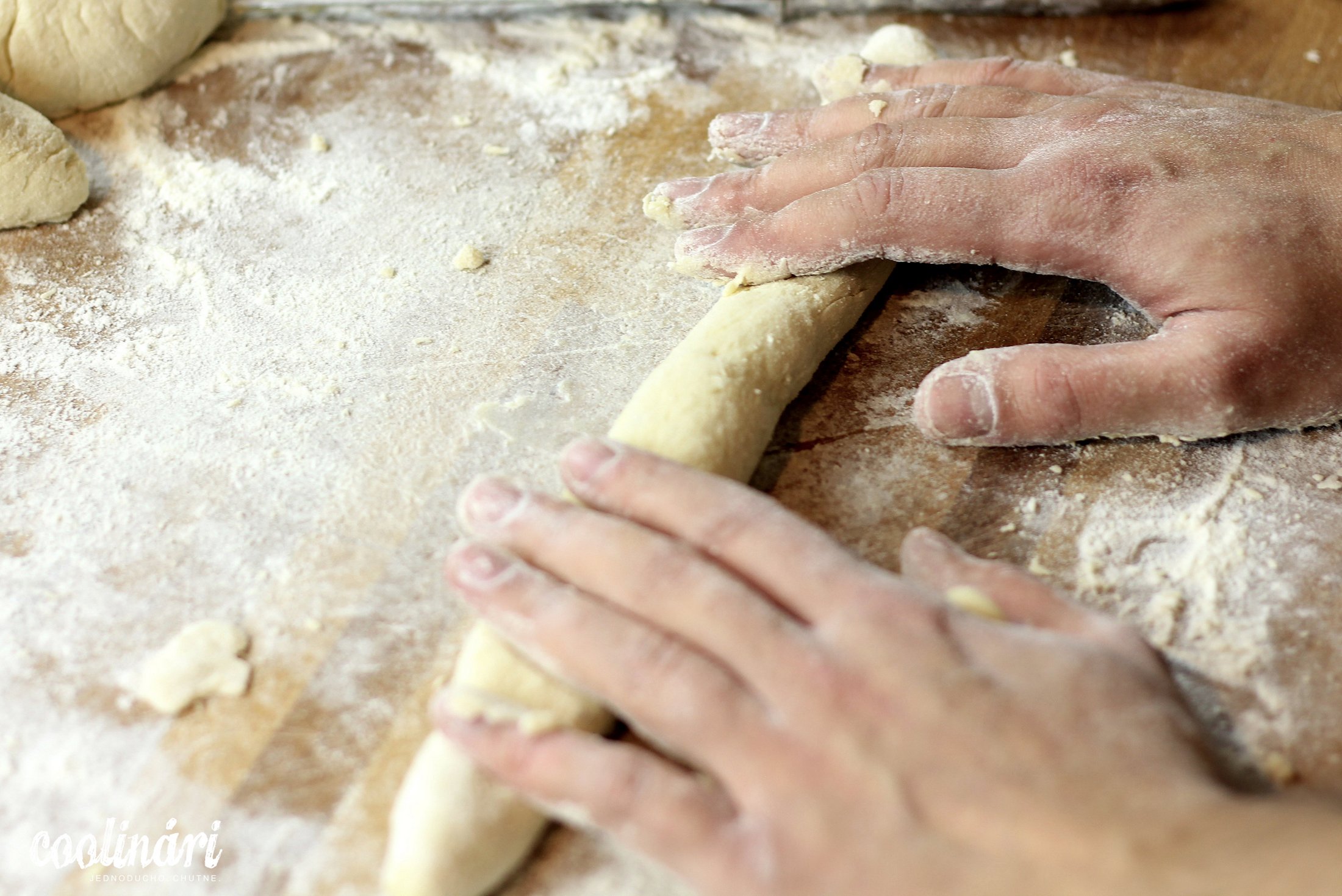 recept, gnocchi a bravčové dusené na víne