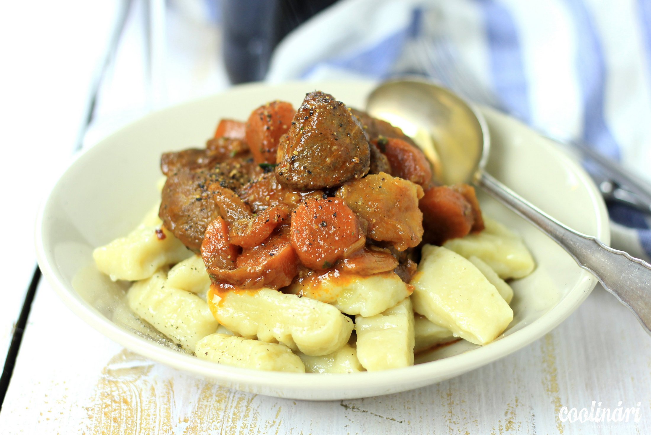 recept, gnocchi a bravčové dusené na víne