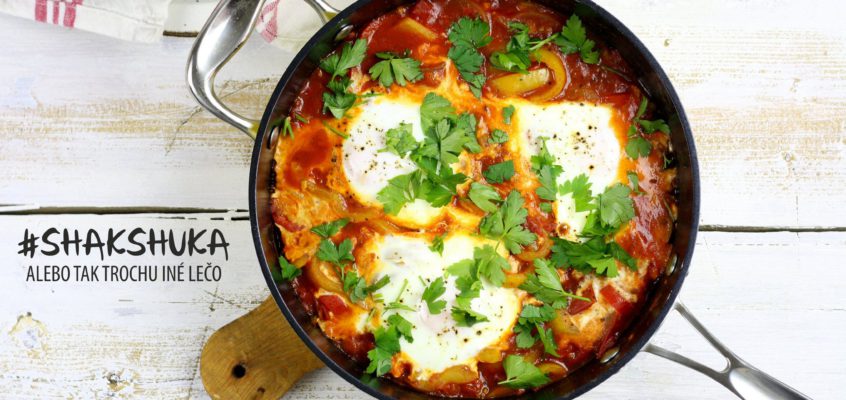 Shakshuka a chlebové placky piadina