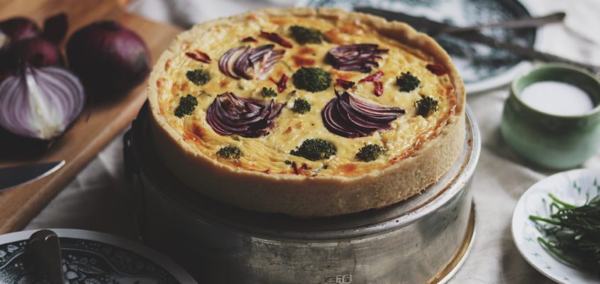 Tvarohovo-cibuľový quiche