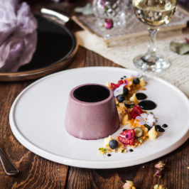 čučoriedková panna cotta